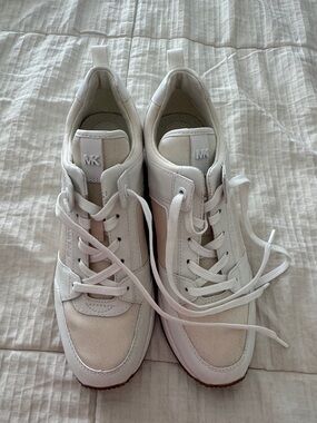 Michael Kors White and Cream Low-Top Sneakers